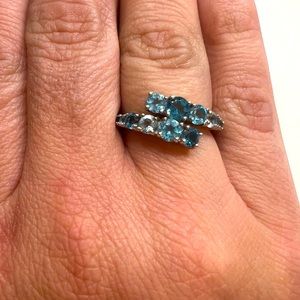 Blue Topaz Bypass Statement Ring (1-3/4 ct. t.w.) in Sterling Silver